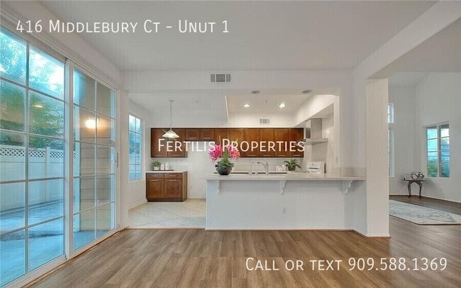 Building Photo - 416 Middlebury Ct