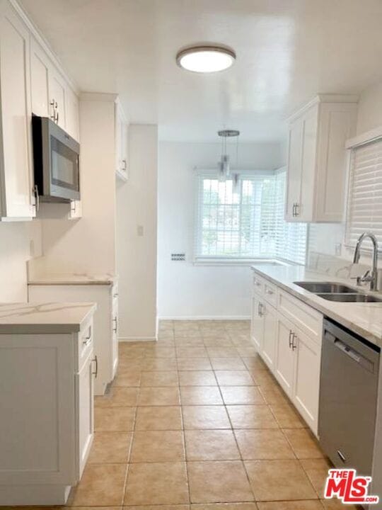 Building Photo - 3760 Wellington Rd