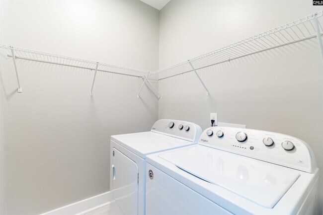 Building Photo - 306 Picadilly St