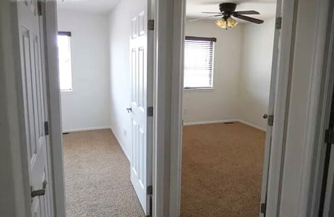 Building Photo - 1327 Graham Cir
