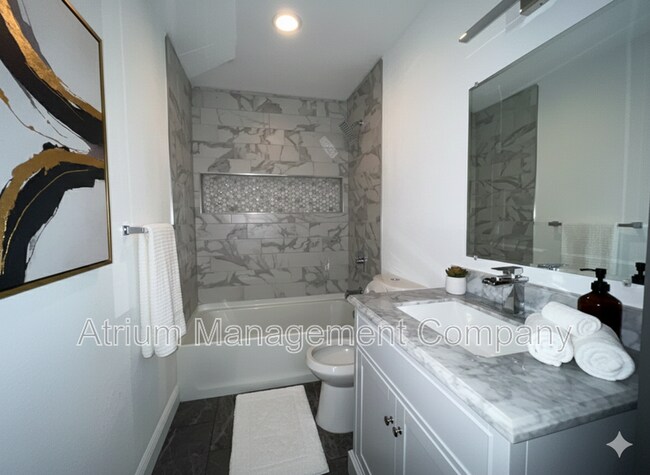 Building Photo - 1410 Patrick St