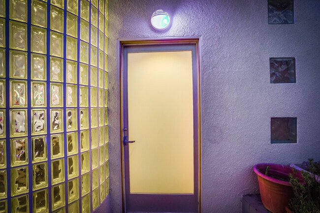 Building Photo - 1128 22nd St