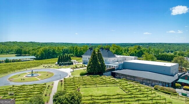 Building Photo - 622 Brookfield Dr