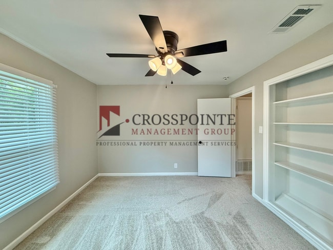 Building Photo - 1309 Lamar St