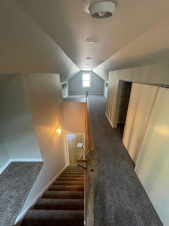 Building Photo - 3bd/1bath House in Minneapolis!