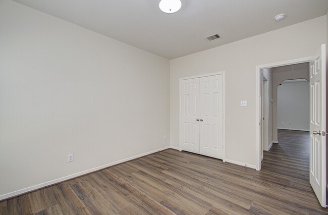 Building Photo - 6702 Castle Terrace Ct