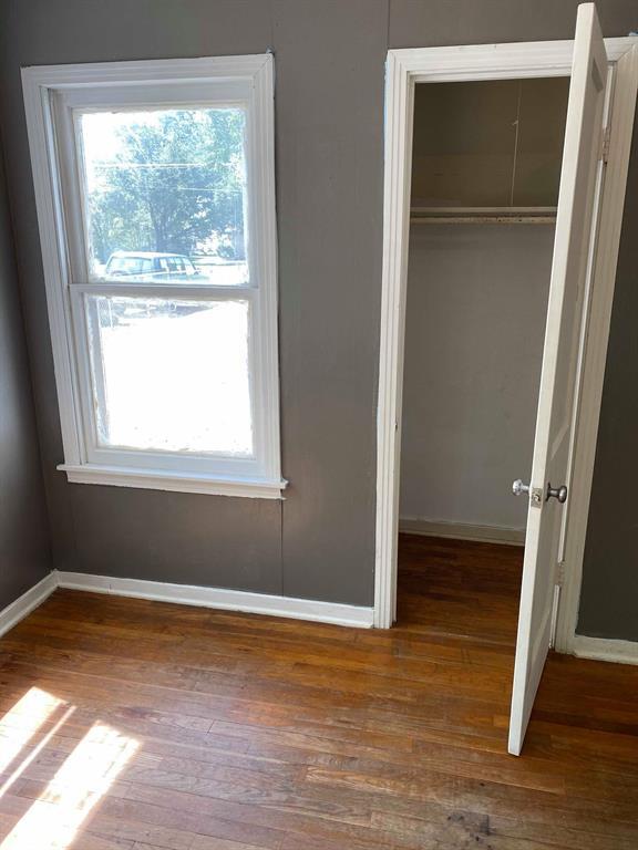 Building Photo - 1409 W San Antonio St