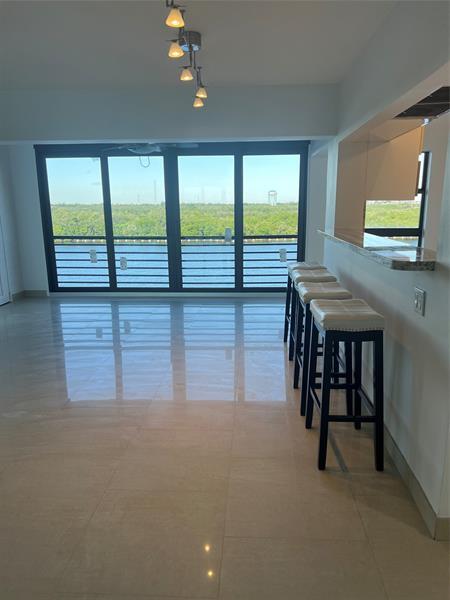 Building Photo - 3200 N Ocean Dr