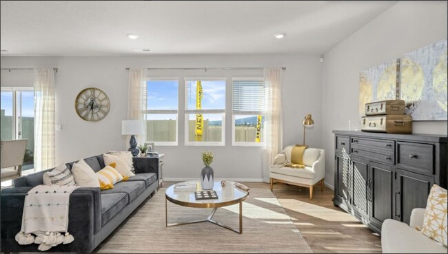 Building Photo - 141 N Legacy Flts Rd