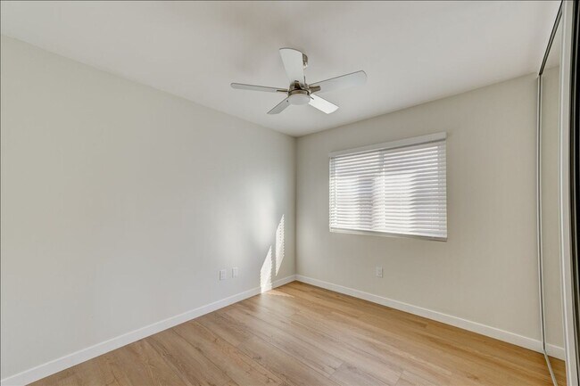 Building Photo - 11370 Travis Pl