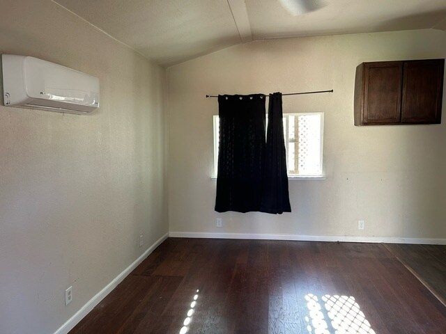 Main room with lots of natural light, heater and A/C - 333 Mapleton Ave