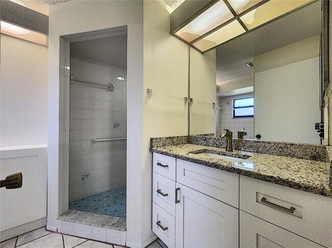 Building Photo - 4181 Glade Rd