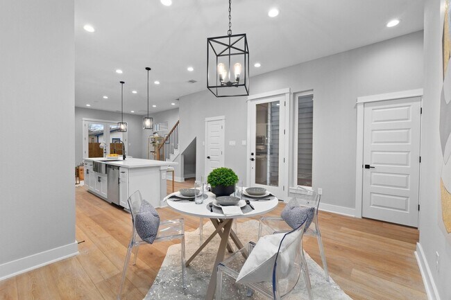 Building Photo - 4220 McKinley St