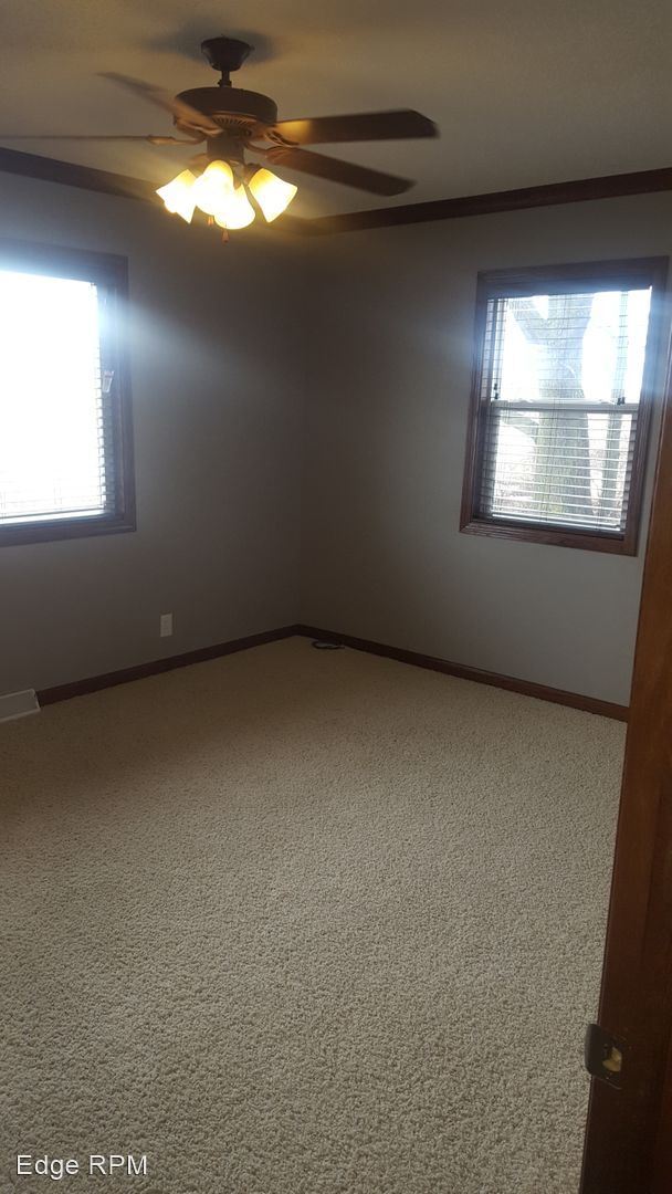 Building Photo - 2 br, 1 bath House - 2735 E Washburn Road