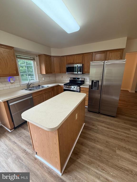 Building Photo - 6632 Dasher Ct