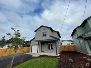 Building Photo - BEAUTIFUL NEW CONSTRUCTION!