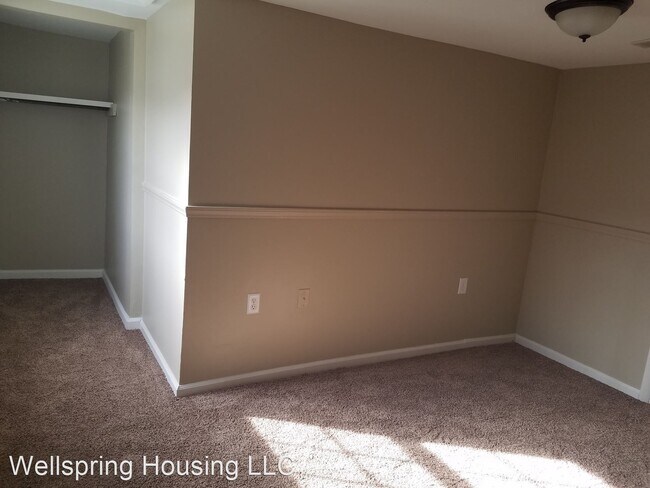 Building Photo - 5 br, 1 bath House - 607 Buffington