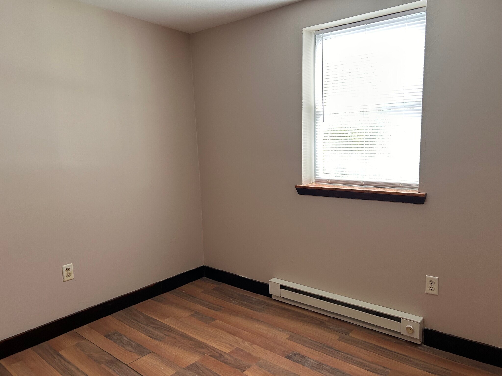 Building Photo - 5731 Telephone Rd