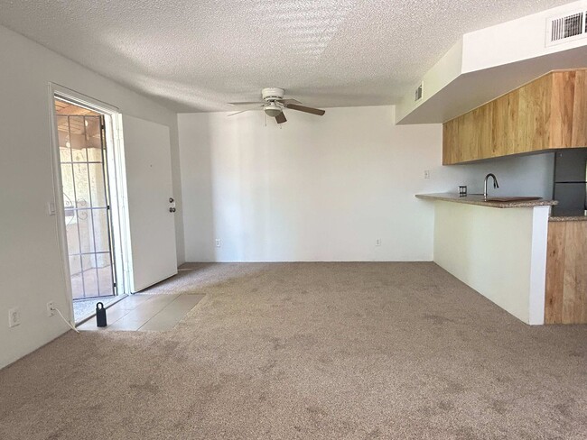 Building Photo - CONTINENTAL PLAZA CONDO