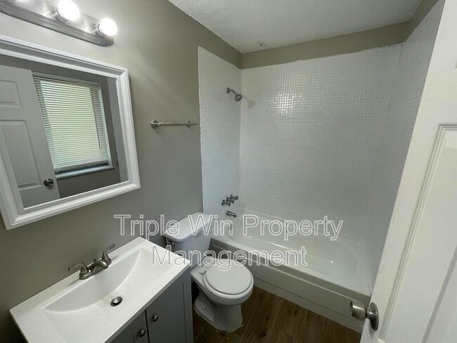 Building Photo - 2331 Lost Hollow Ct