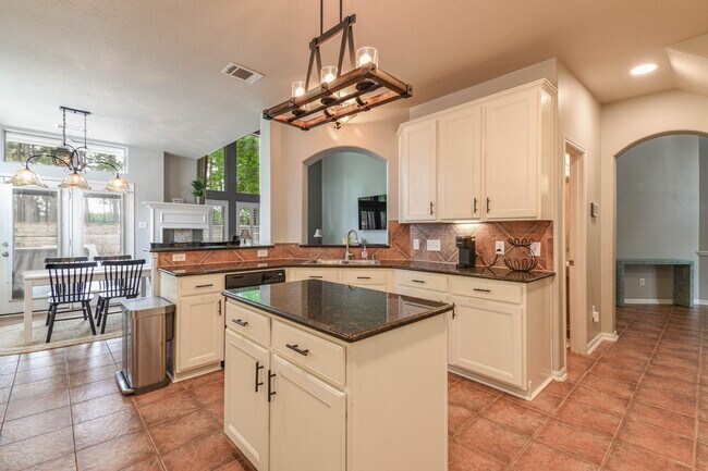 Building Photo - 3110 Legends Mist Dr