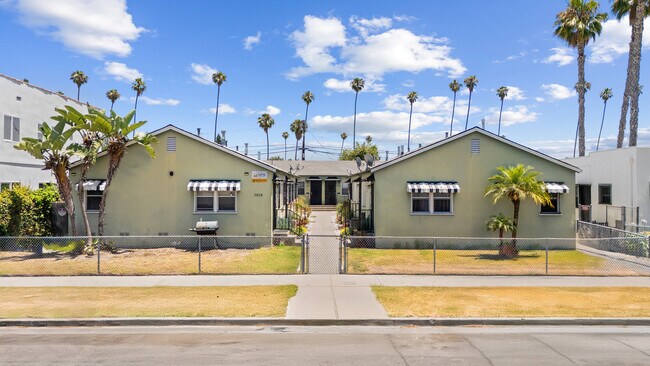 Building Photo - 3018 9th Ave