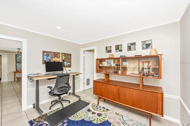 Building Photo - 3905 Glen Oaks Manor Dr