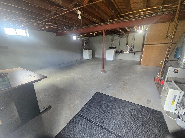 Building Photo - 1156 Glenwood Rd