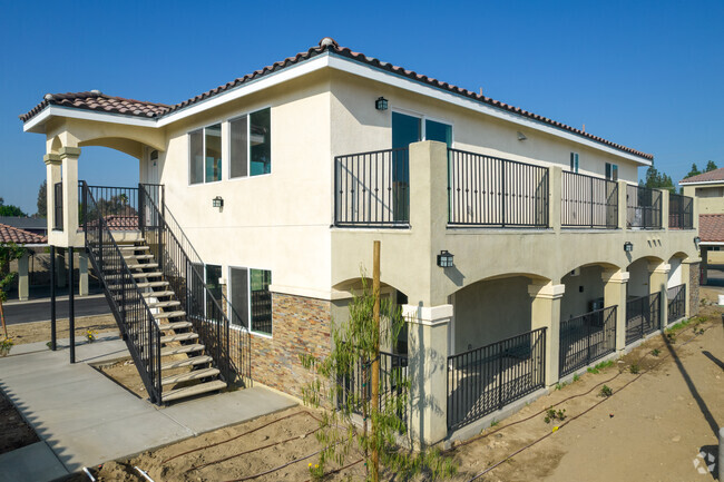 Building Photo - Echo Apts