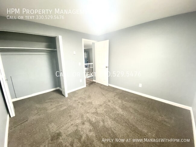 Building Photo - 1021 Pittsburg Ave NW