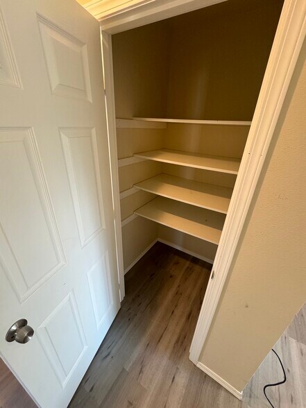 Building Photo - 27212 X Ln