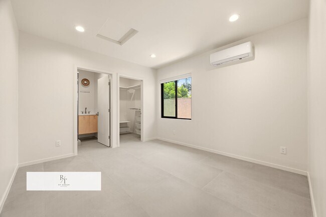 Building Photo - 414 Stedman Pl
