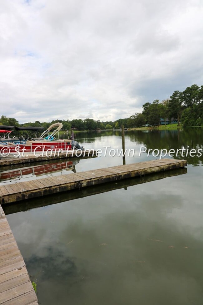 Building Photo - Waterfront Condo