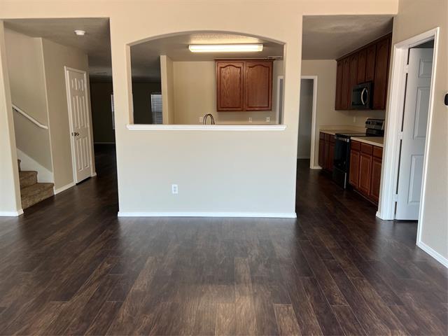 Building Photo - 1717 Grassy View Dr