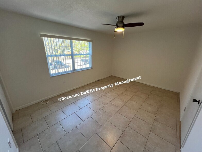 Building Photo - 1 Bed/1 Bath - Unit 212
