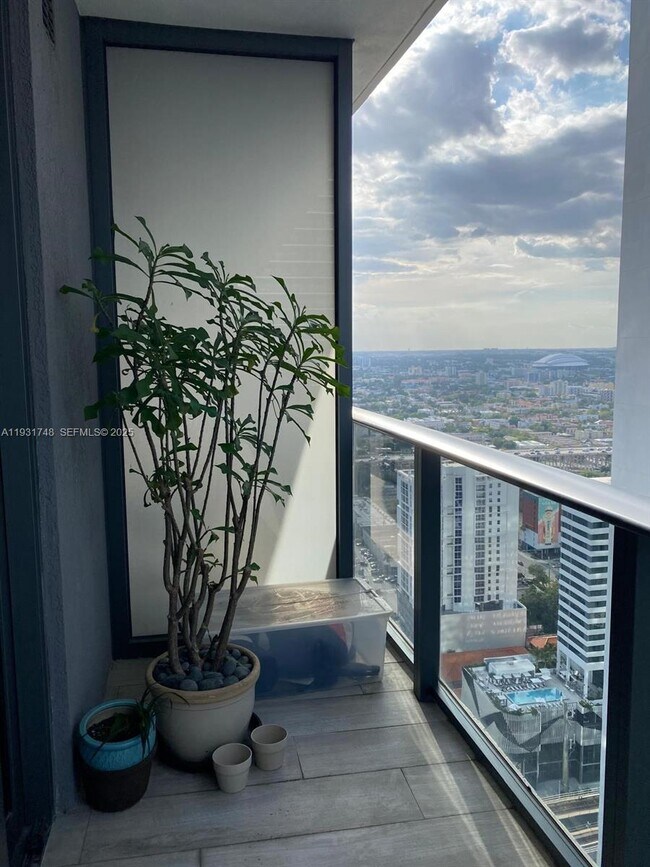 Building Photo - 55 SW 9th St