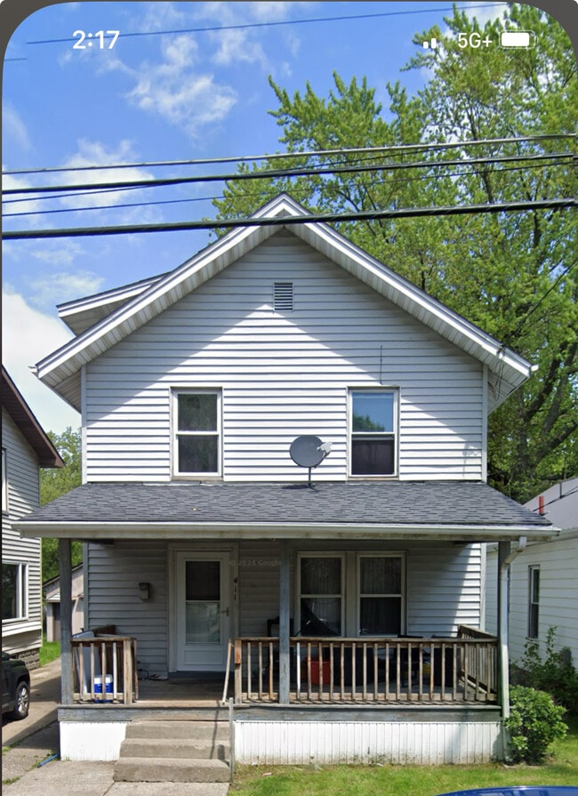 Building Photo - 411 Newman St