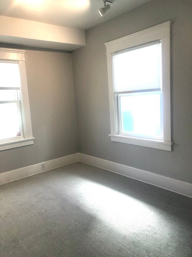 Bedroom 1 - primary fits King bed - 232 Market St