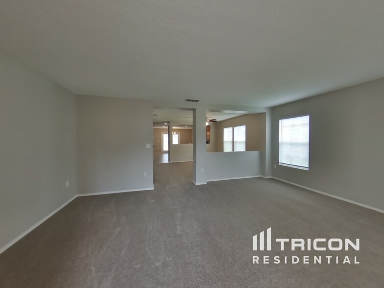 Building Photo - 11656 Huckba Ct