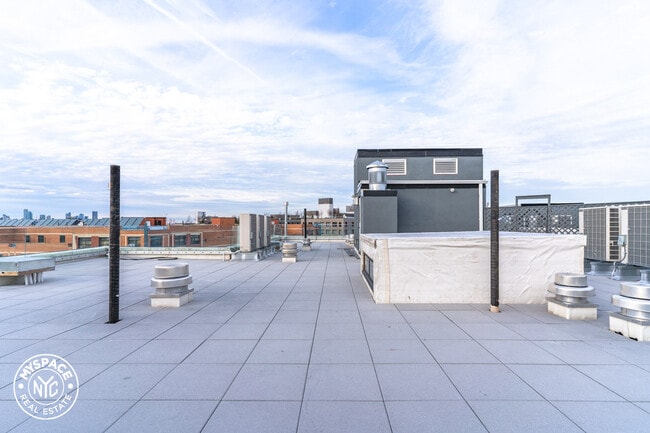 Building Photo - 594 Bushwick Ave