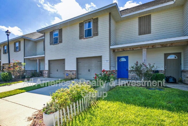 Building Photo - 511 Arbor Lake Dr