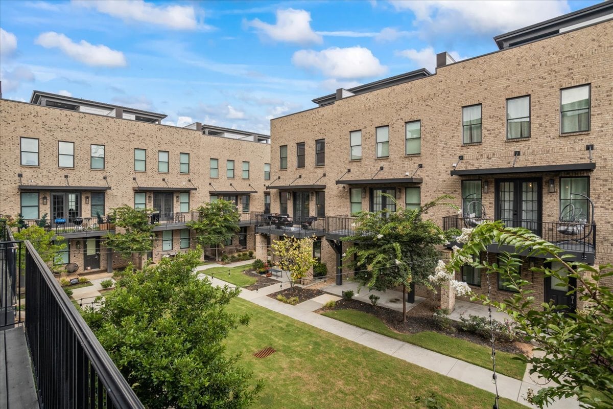 Building Photo - 1028 Robert Smalls Way
