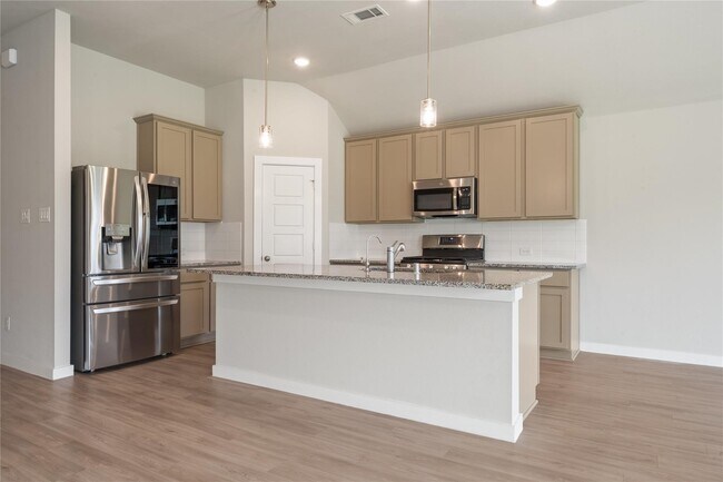 Building Photo - 8635 Jetty Glen Dr