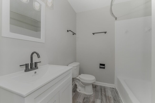 Building Photo - 723 Old Liberty Rd