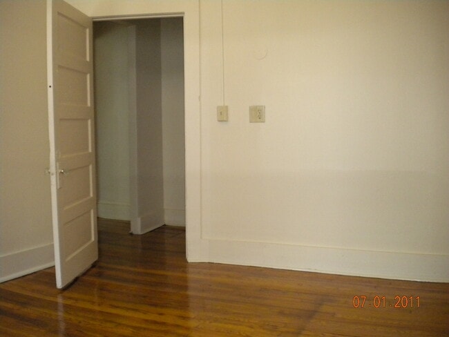 Building Photo - 430 Westcott St