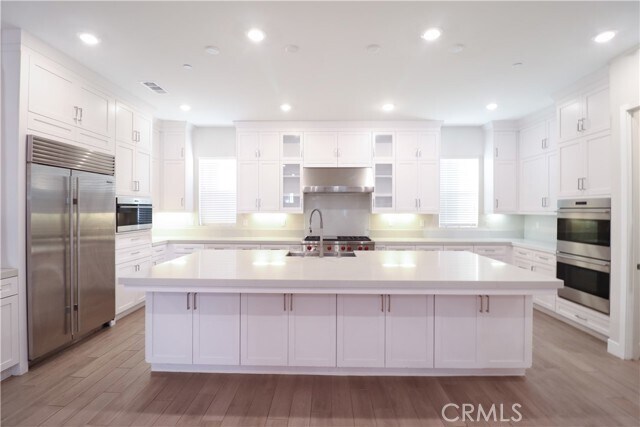 Building Photo - 73 Cartwheel