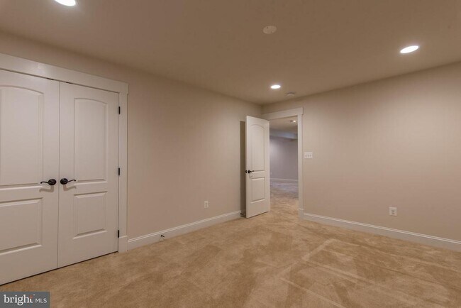 Building Photo - 3209 Gary Ct