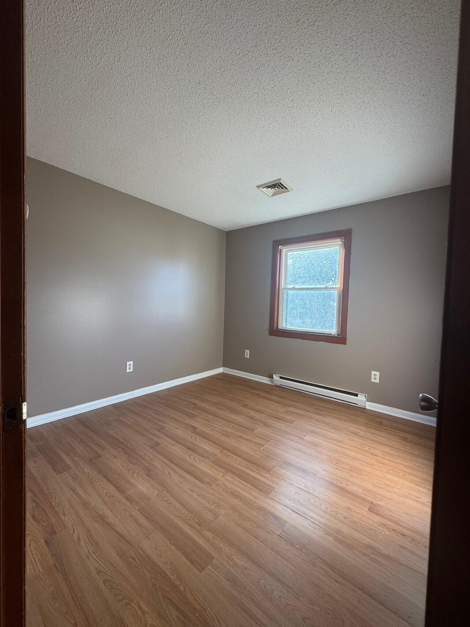 bedroom2 - 17 Elm St