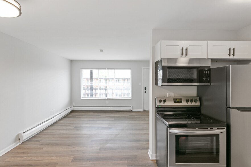 Building Photo - The Park on 13 Apartments - Royal Oak, MI