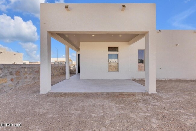 Building Photo - 12741 Persistence Ave